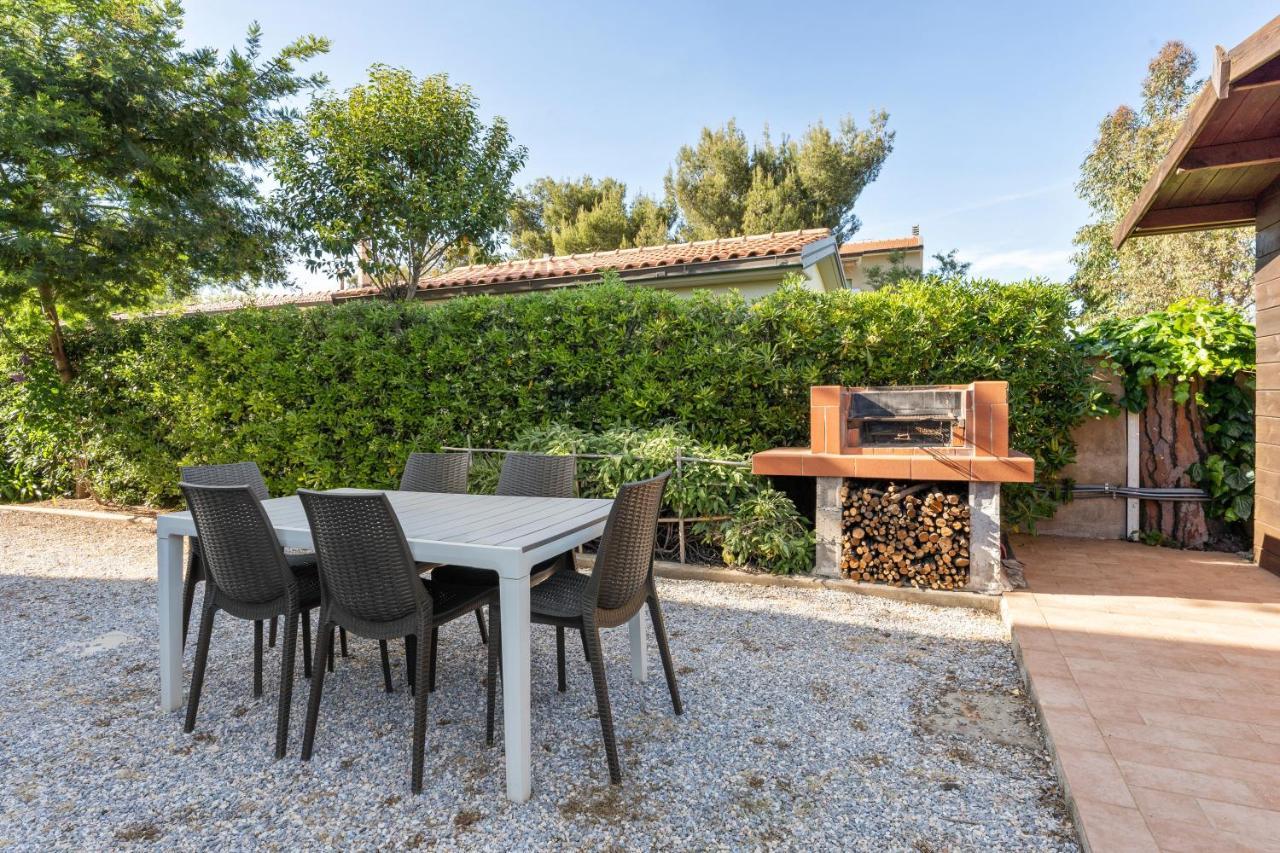 Ferienwohnung Casa Fiora, A 50 M Dal Mare San Vincenzo Exterior foto