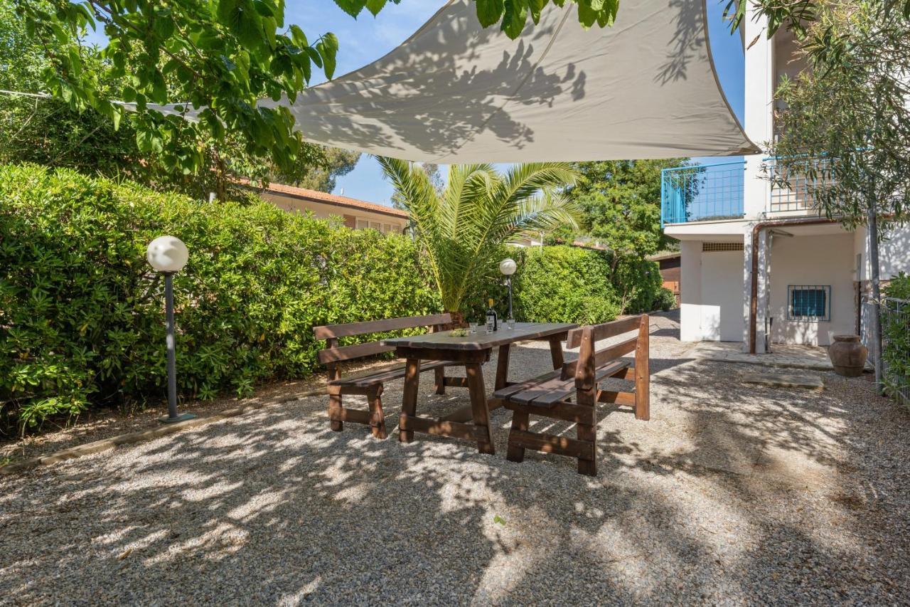 Ferienwohnung Casa Fiora, A 50 M Dal Mare San Vincenzo Exterior foto